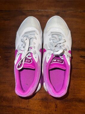 Nike White and Hot Pink Women's Athletic Shoes